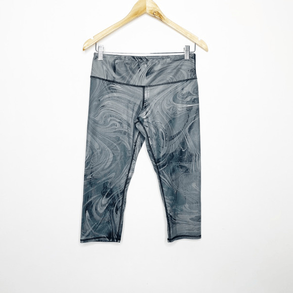 ALO Engineered AIrbrush Legging $80 Marble Crop Capri Gray Slate Yoga Run Pant M - Picture 2 of 5